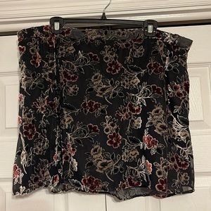 Black floral velvet skirt